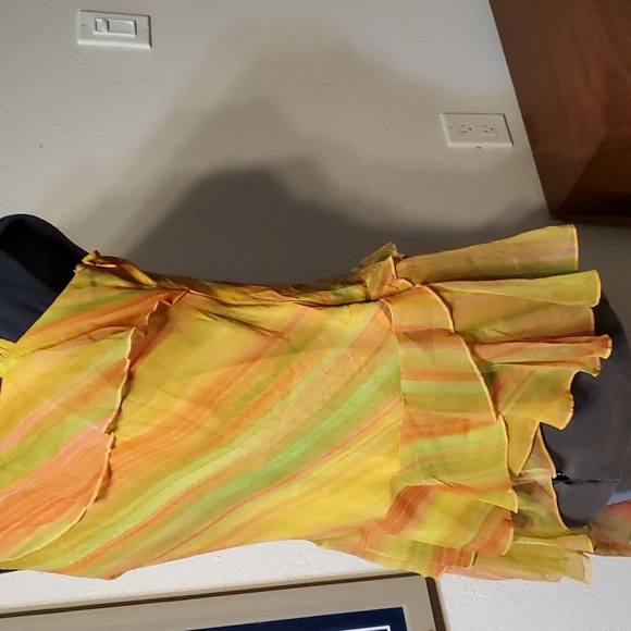 Silk Top in Citrus Colors, Sz M - Picture 9 of 16